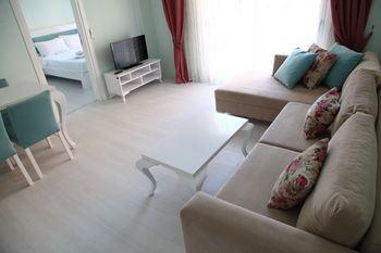 Nesa Palas Kusadası Zewnętrze zdjęcie